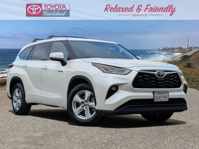 Used 2021 Toyota Highlander LE