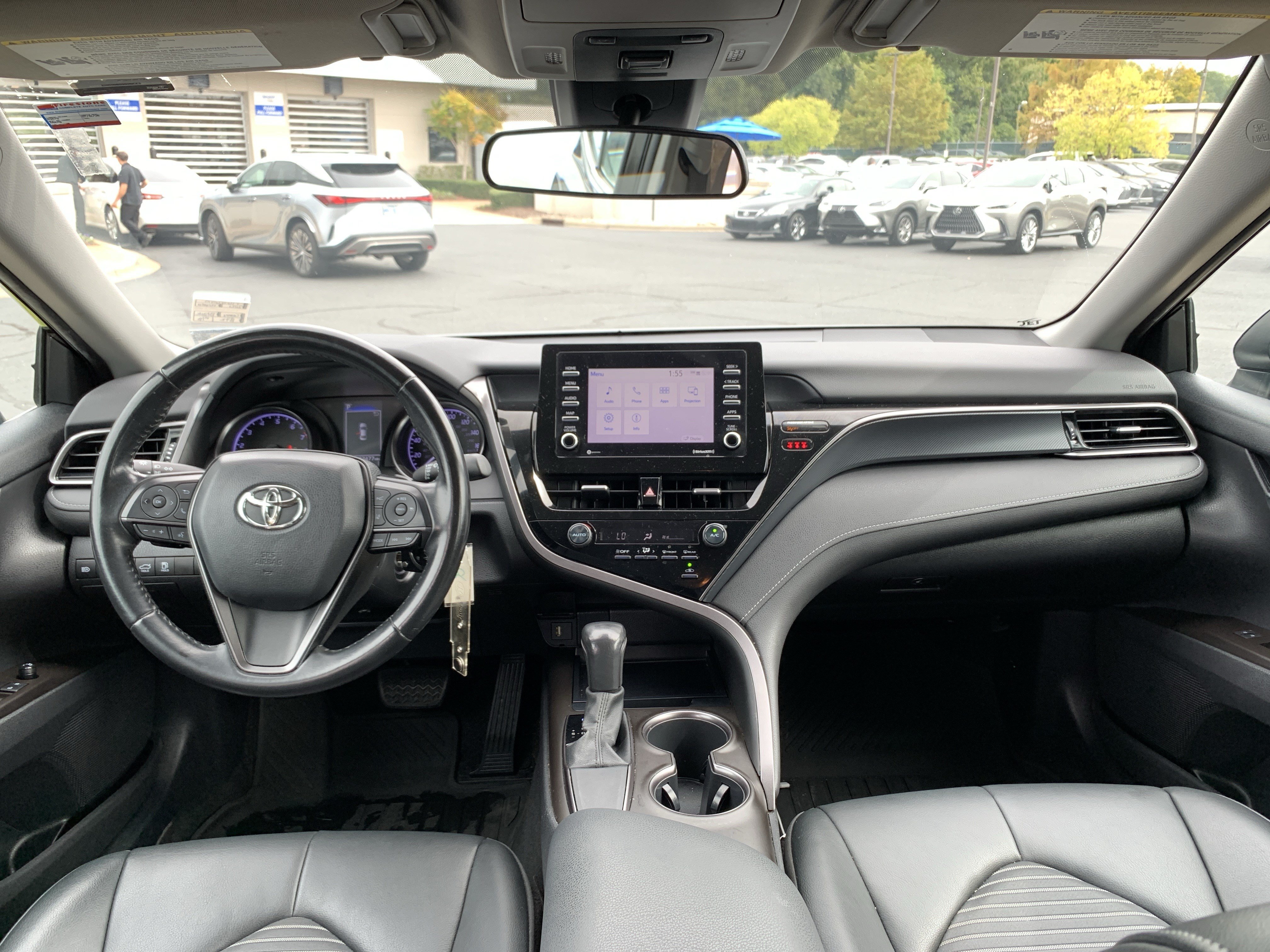 Used 2021 Toyota Camry SE FWD image 30
