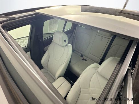 Used 2024 BMW X5 xDrive40i w/ Executive Package image 23