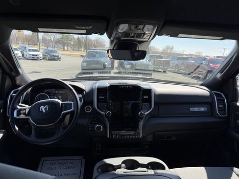 Used 2024 RAM 2500 Big Horn w/ Safety Group image 19