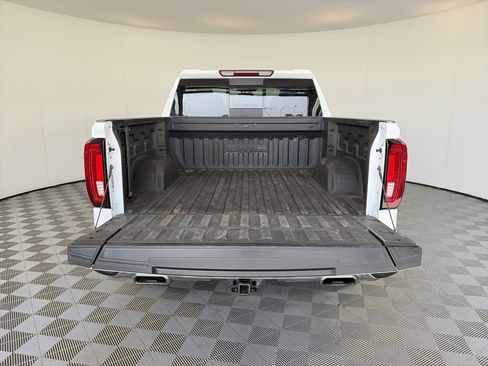 Used 2024 GMC Sierra 1500 SLT w/ SLT Premium Plus Package AWD/4WD image 14