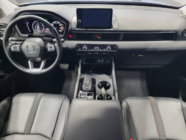 Certified 2025 Honda Pilot EX-L image 17
