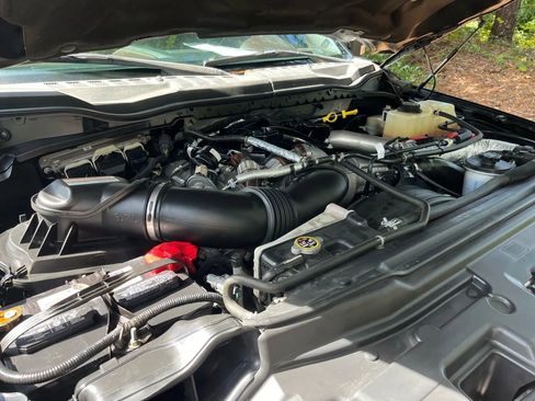 Used 2017 Ford F250 King Ranch w/ FX4 Off-Road Package image 14