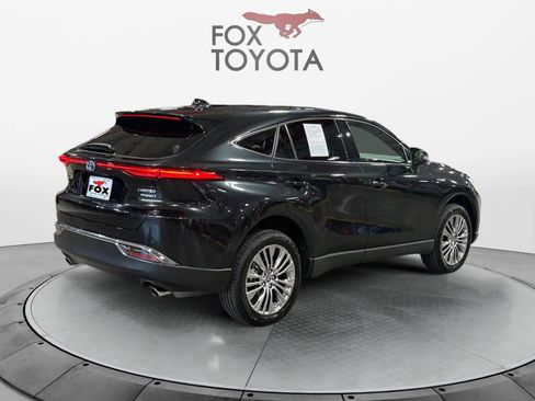 Used 2021 Toyota Venza Limited w/ Advanced Technology Package AWD/4WD image 6
