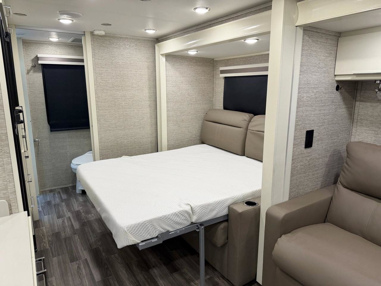 Used 2019 Mercedes-Benz Sprinter 170 image 85