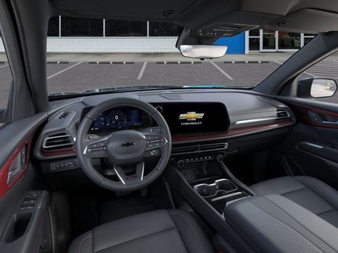 New 2026 Chevrolet Traverse Z71 w/ Driver Confidence Package image 15