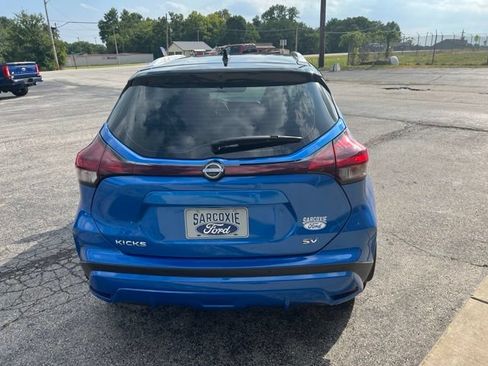 Used 2023 Nissan Kicks SV FWD image 6