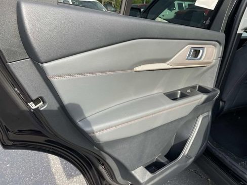 New 2026 Ford Explorer Active image 22