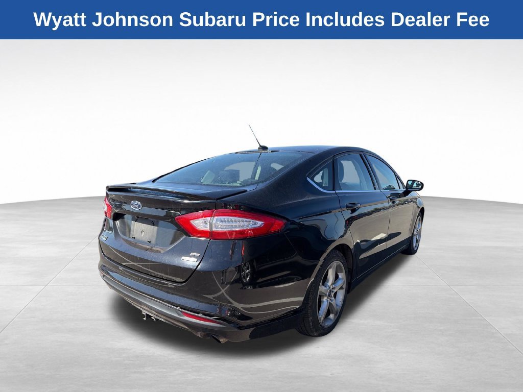 Used 2016 Ford Fusion SE w/ Equipment Group 201A FWD image 9