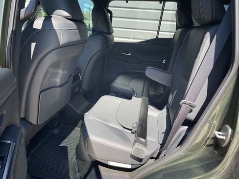 Certified 2024 Lexus GX 550 w/ Accessory Package (Z1) image 23