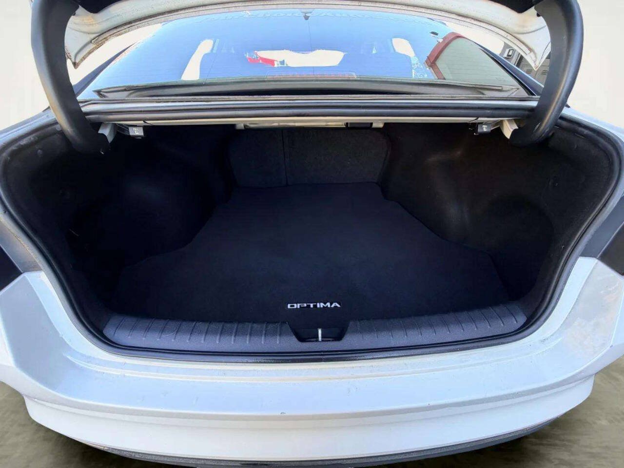 Used 2016 Kia Optima LX FWD image 5