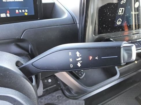 Used 2024 Chevrolet Brightdrop 600 w/ Commercial Equipment Package AWD/4WD image 42