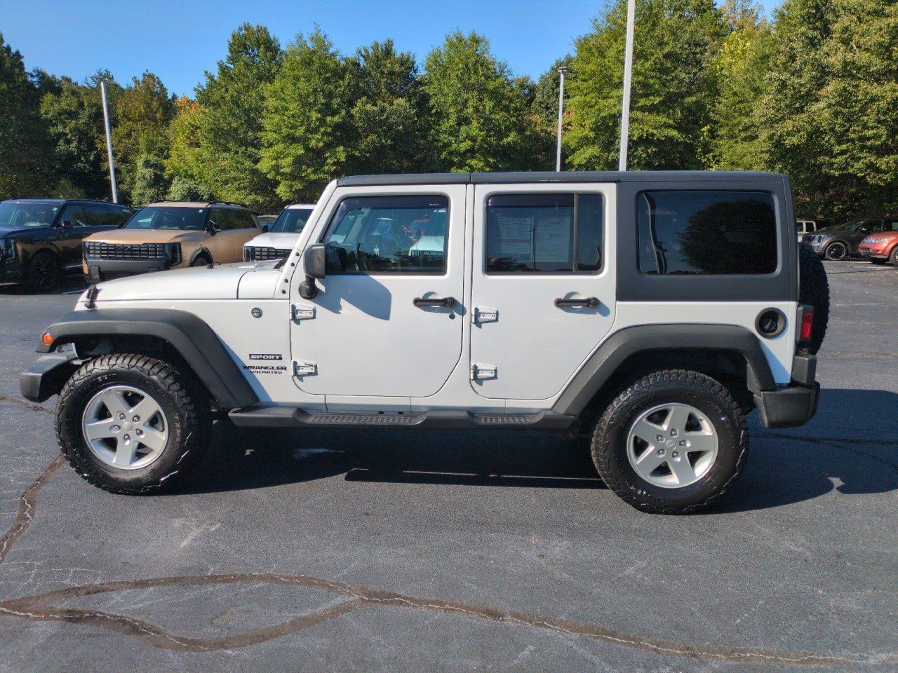 Used 2016 Jeep Wrangler Unlimited Sport w/ Quick Order Package 24S AWD/4WD image 5