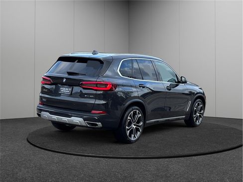 Used 2021 BMW X5 sDrive40i image 9