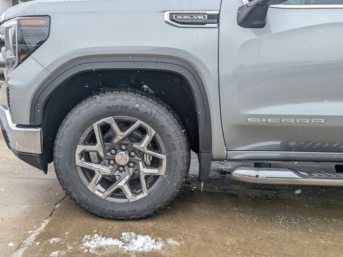 New 2026 GMC Sierra 1500 SLE w/ X31 Off-Road Package image 10