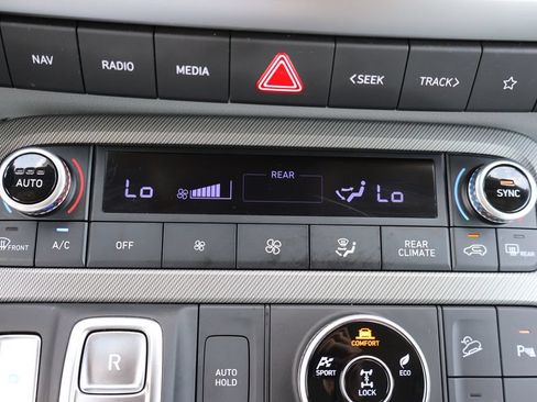 Used 2025 Hyundai Palisade SEL AWD/4WD image 13