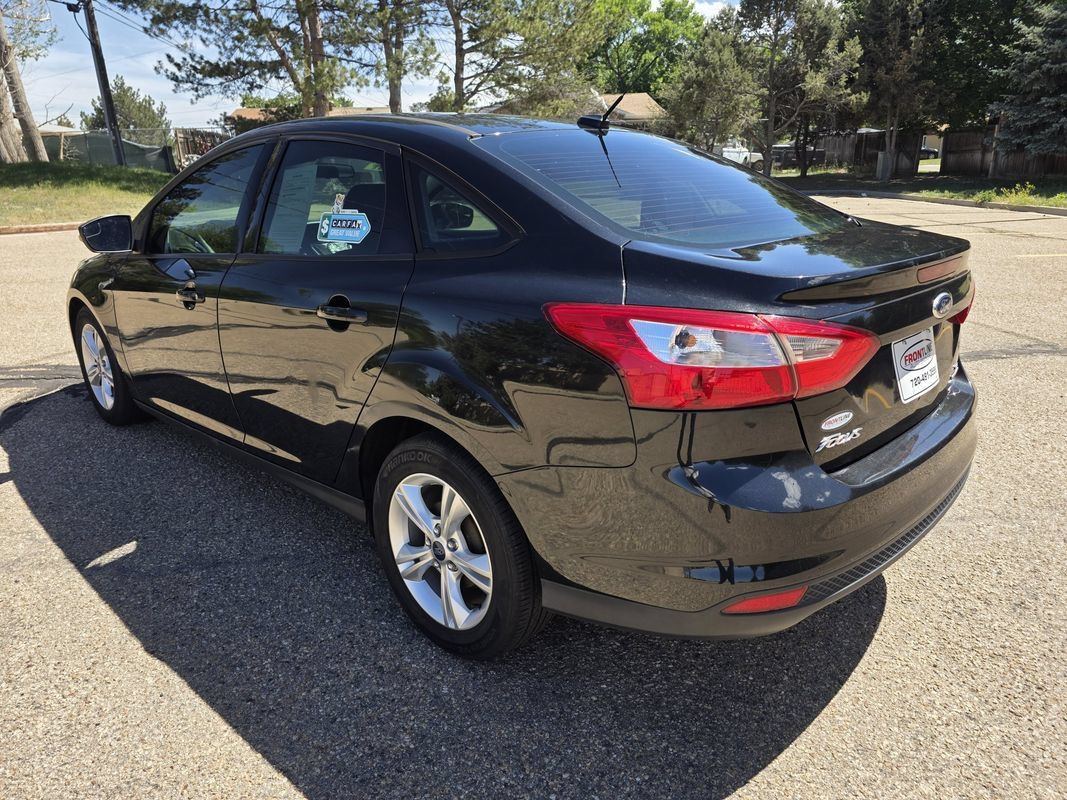 Used 2013 Ford Focus SE FWD image 3