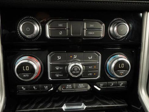 Used 2024 GMC Yukon Denali w/ LPO, Floor Liner Package AWD/4WD image 22