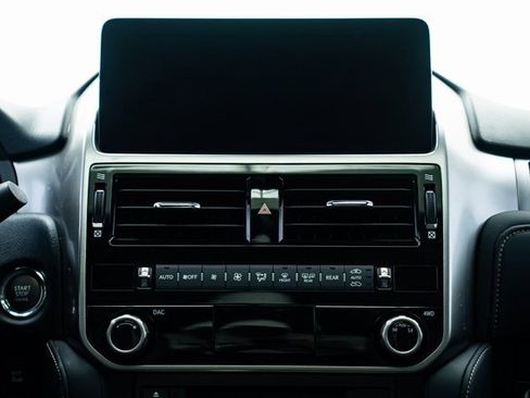 Used 2023 Lexus GX 460 Premium image 33