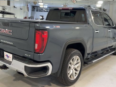 Used 2019 GMC Sierra 1500 SLT w/ SLT Premium Package image 9