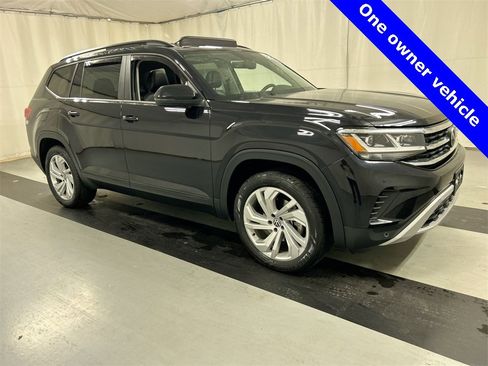 Used 2022 Volkswagen Atlas SE image 1