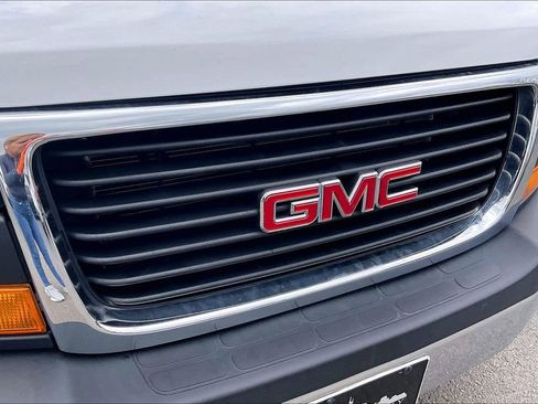 Used 2024 GMC Savana 2500 w/ Driver Convenience Package image 31