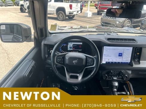 Used 2024 Ford Bronco Badlands AWD/4WD image 21