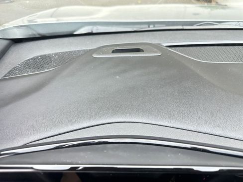 Used 2025 Chevrolet Equinox LT image 34