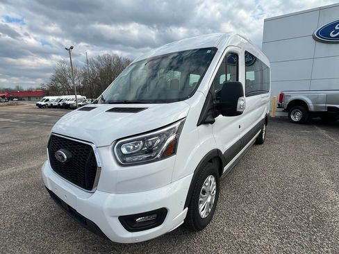 Used 2023 Ford Transit 350 XLT image 5
