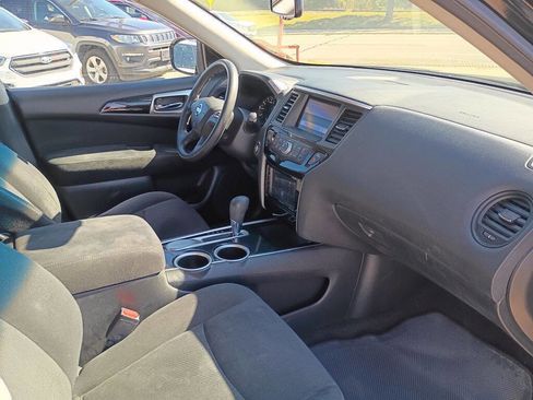 Used 2015 Nissan Pathfinder S image 13