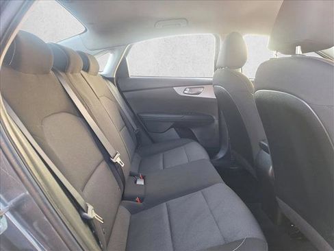 Used 2023 Kia Forte LXS image 18