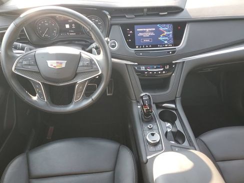 Used 2023 Cadillac XT5 Sportv w/ Technology Package AWD/4WD image 30