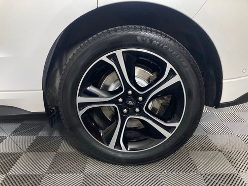 Used 2020 Ford Edge ST w/ Equipment Group 401A image 23