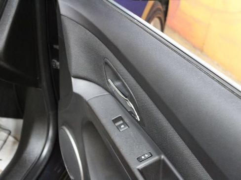 Used 2016 Chevrolet Cruze LT w/ RS Appearance Package FWD image 11