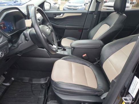 Used 2022 Ford Escape Titanium w/ Titanium Elite Package image 24