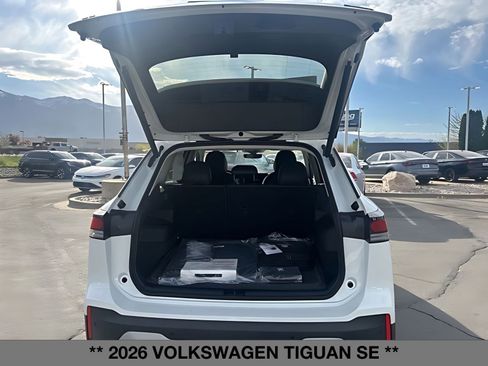 New 2026 Volkswagen Tiguan SE AWD/4WD image 15