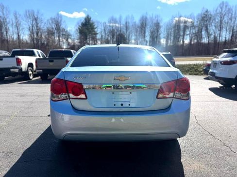 Used 2011 Chevrolet Cruze LS w/ Connectivity Package image 6