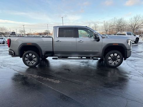 New 2026 GMC Sierra 2500 Denali w/ Denali Reserve Package image 8