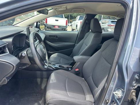 Used 2022 Toyota Corolla LE FWD image 5