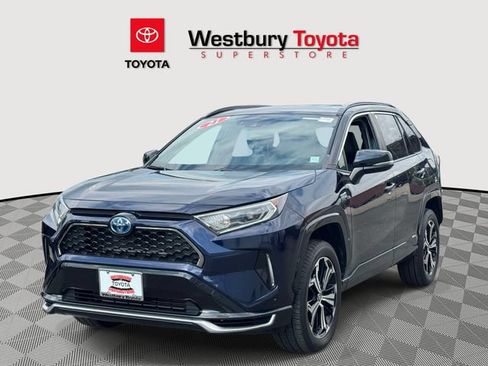 Certified 2021 Toyota RAV4 XSE w/ Weather Package AWD/4WD image 5