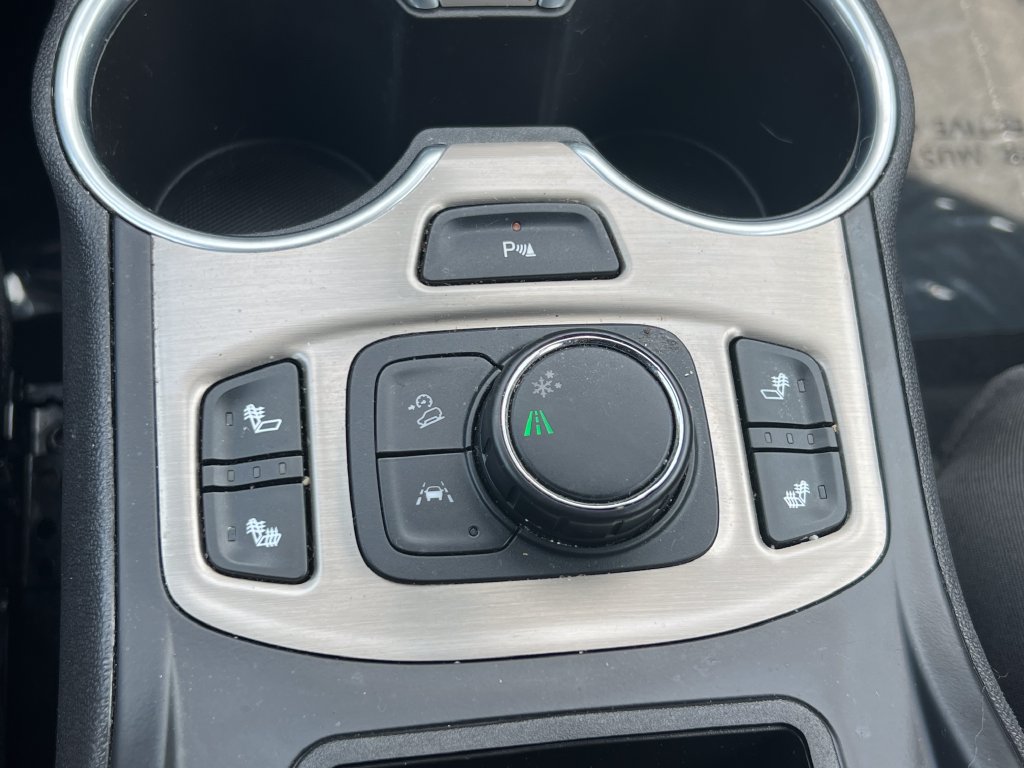 Used 2020 GMC Terrain Denali FWD image 32