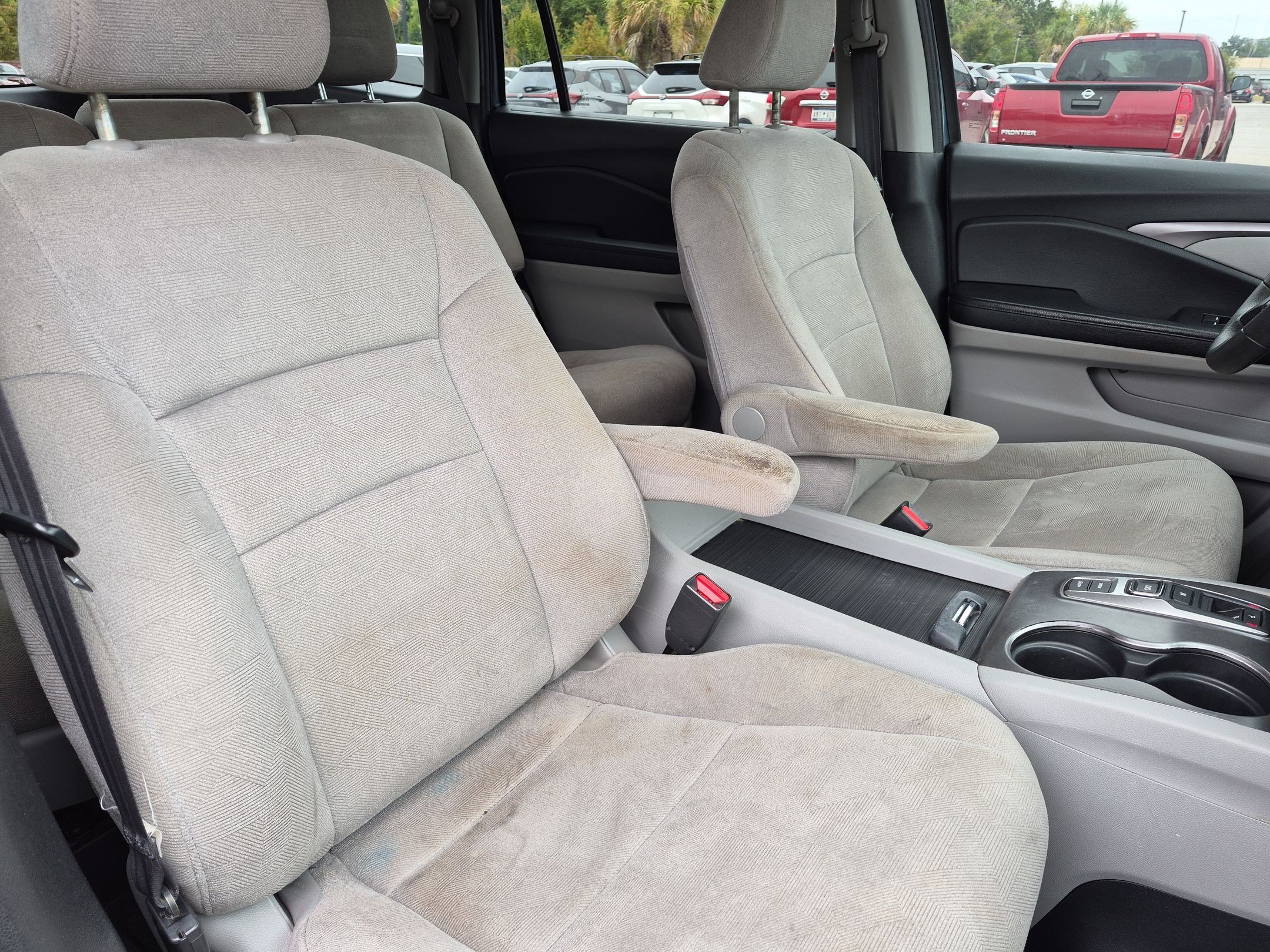 Used 2021 Honda Pilot EX image 31