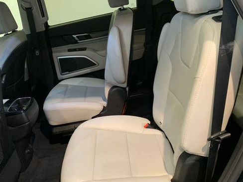 Used 2020 Kia Telluride S image 43