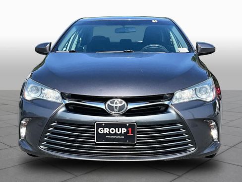 Used 2015 Toyota Camry LE FWD image 4