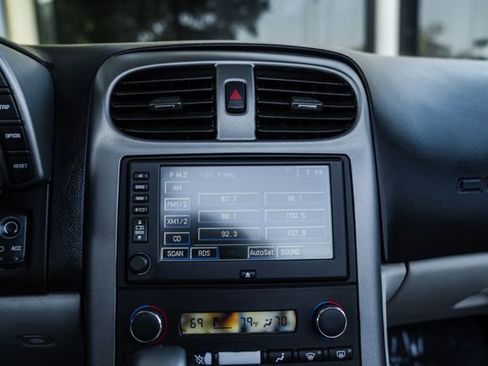 Used 2006 Chevrolet Corvette Convertible w/ Preferred Equipment Group image 11