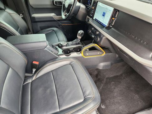 Used 2023 Ford Bronco Badlands AWD/4WD image 30