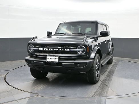 New 2026 Ford Bronco Outer Banks AWD/4WD image 28