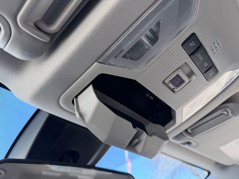 Used 2023 Toyota RAV4 Adventure image 33