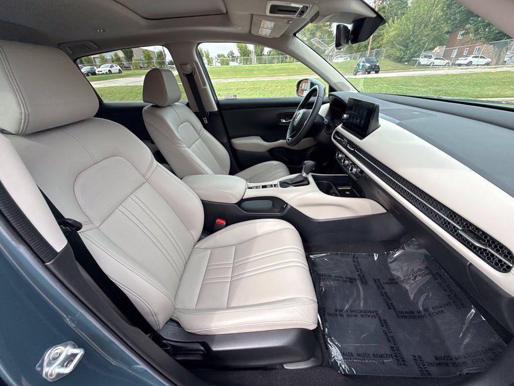 Used 2024 Honda HR-V EX-L image 39