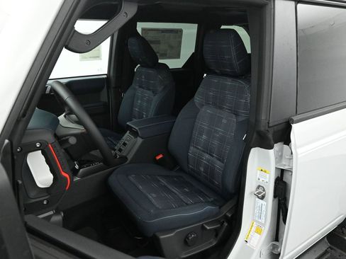 New 2026 Ford Bronco Heritage Edition AWD/4WD image 8